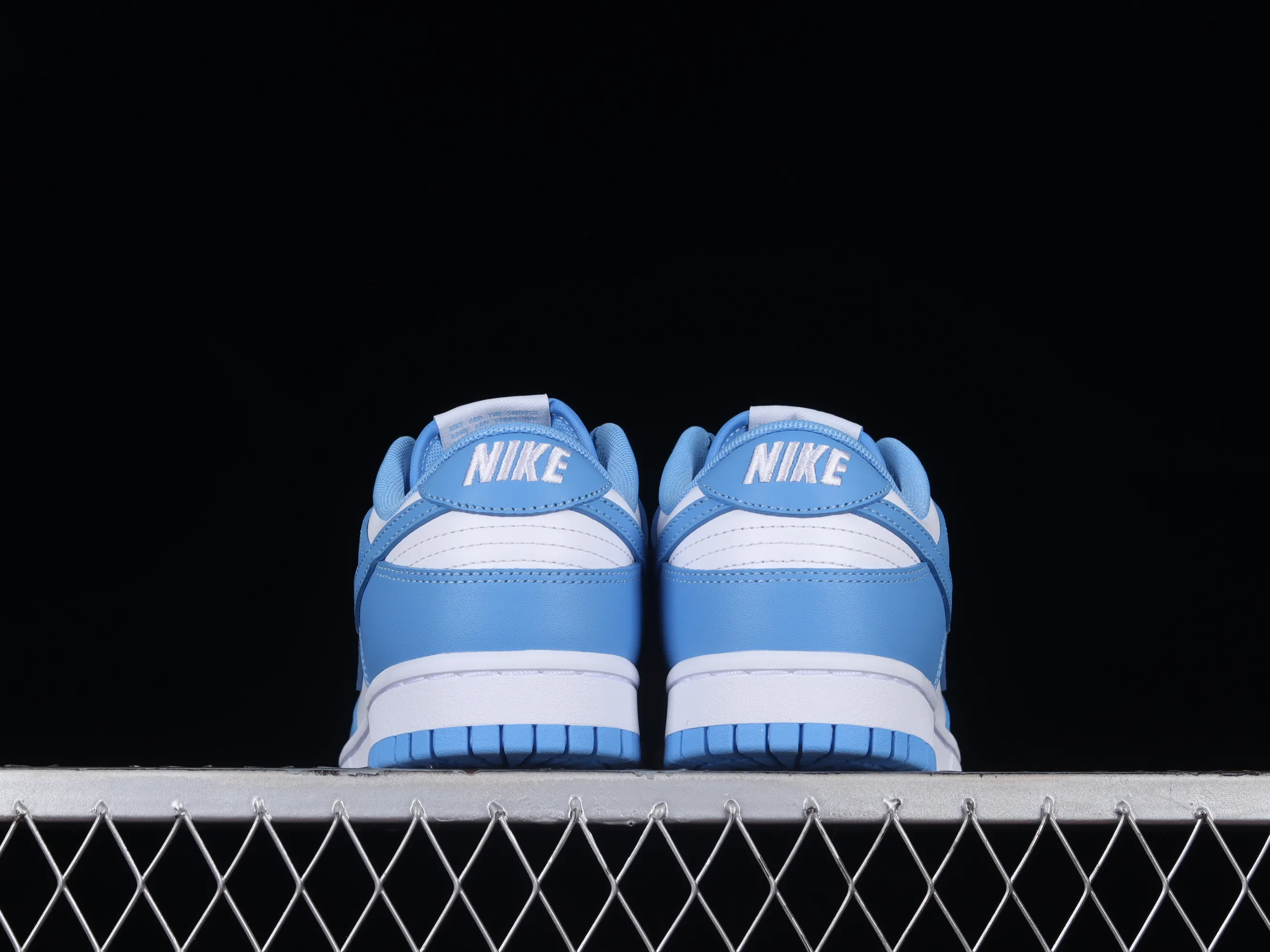 All categories Nk SB Dunk series Nk SB Dunk Low low-top sneakers M version pure original Nk Dunk Low "University Blue" white blue North Carolina white blue Dunk series low-top casual sports skateboard shoes DD1391-102